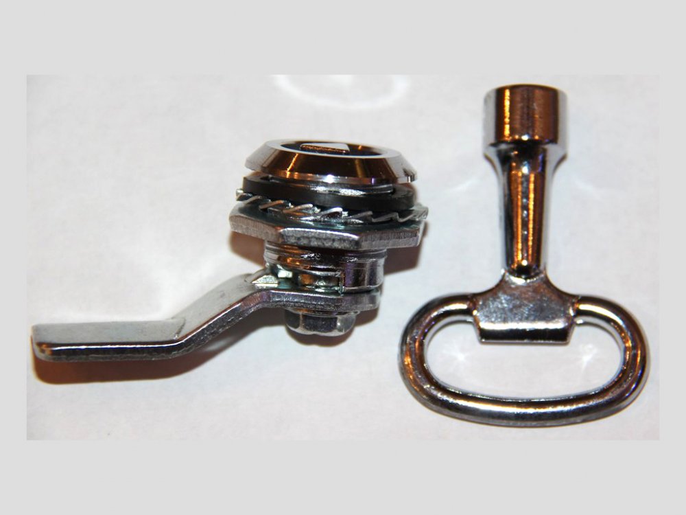 Замок щитовой ЗЩ-705 треугольник IP65 изогнутый